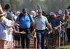 El golfista norirlandés Rory McIlroy con sus seguidores durante la ronda final del torneo de golf DP World Tour Championship European Tour 2025 en Jumeirah Golf Estates en Dubai, Emiratos Árabes Unidos. EFE/EPA/ALI HAIDER
//////////
DUBAI (United Arab Emirates), 16/11/2025.- Rory McIlroy of Northern Ireland reacts with his fans during the final round of DP World Tour Championship European Tour Golf tournament 2025 at Jumeirah Golf Estates in Dubai, United Arab Emirates, 16 November 2025. (Irlanda, Emiratos Árabes Unidos) EFE/EPA/ALI HAIDER