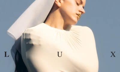 El musicólogo y psicólogo Daniel Gómez Sánchez, el primero que presentó una tesis doctoral en España en torno al proceso creativo de Rosalía, ha explicado a EFE claves en torno a 'Lux', el último disco de la artista, con el objetivo de subrayar sus bases y sus avances y aclarar algunos equívocos. "Todo lo que se está diciendo del cristianismo se ha malentendido totalmente. He oído barbaridades como que es una caricatura que se parece a las Stella Maris de la serie 'La Mesías' de Los Javis", ha señalado en primer lugar. EFE/Noah Dillon/Sony Music Spain/ SOLO USO EDITORIAL/SOLO DISPONIBLE PARA ILUSTRAR LA NOTICIA QUE ACOMPAÑA (CRÉDITO OBLIGATORIO)