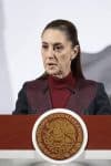 La presidenta de México Claudia Sheinbaum, participa durante una rueda de prensa este martes en Palacio Nacional de la Ciudad de México (México). EFE/José Méndez
