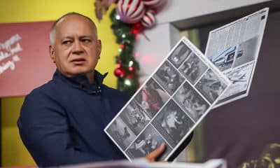 Fotografía cedida por Prensa del Ministerio de Interior, Justicia y Paz, donde se observa al ministro Diosdado Cabello hablando en su programa de televisión "Con el Mazo Dando" en Caracas (Venezuela). EFE/ Ministerio De Interior, Justicia y Paz