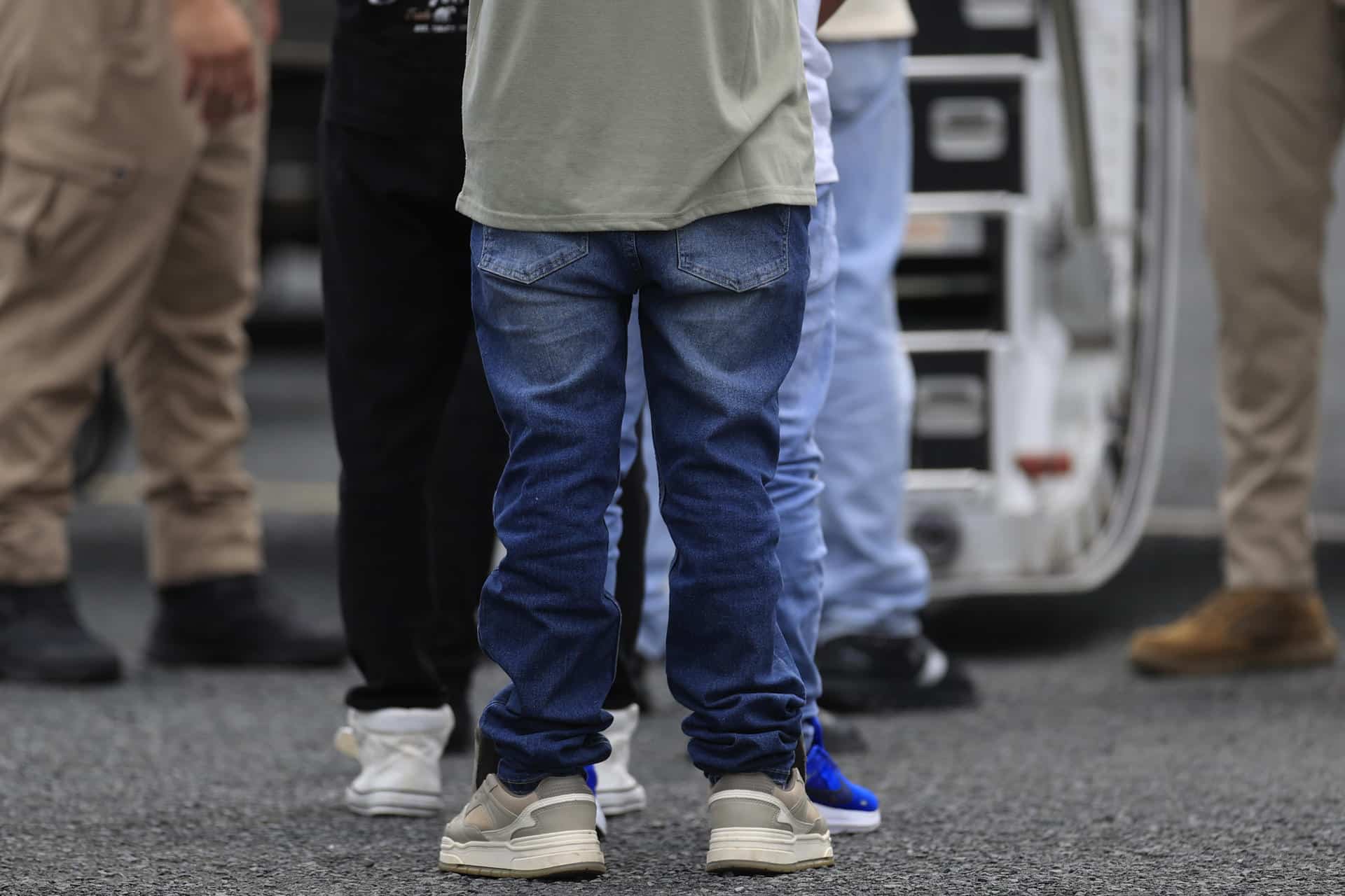 El retorno de miles de migrantes a Guatemala, muchos de ellos deportados desde Estados Unidos, convierte en un reto su reintegración social y económica, estigmatizados por no haber logrado el sueño migratorio, pero enriquecidos al mismo tiempo de experiencias laborales y formativas que podrían beneficiar a sus comunidades de origen. EFE/ Bienvenido Velasco/ ARCHIVO