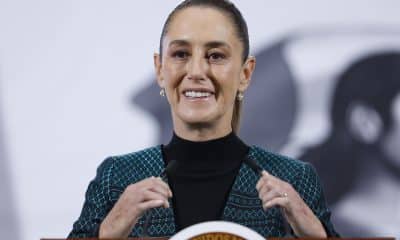 La presidenta de México, Claudia Sheinbaum, habla durante una rueda de prensa este martes, en Palacio Nacional de la Ciudad de México (México). EFE/Sáshenka Gutiérrez