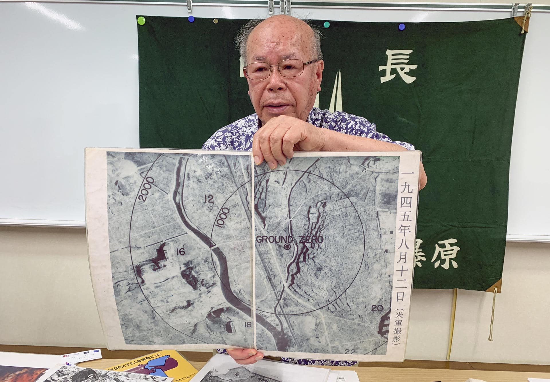 Fotografía de archivo de Shigemitsu Tanaka, superviviente a la bomba atómica de Nagasaki y actual copresidente de Nihon Hidankyo, organización nacional de "hibakusha" galardonada con el Premio Nobel de la Paz en 2024. 
EFE/ Antonio Hermosín