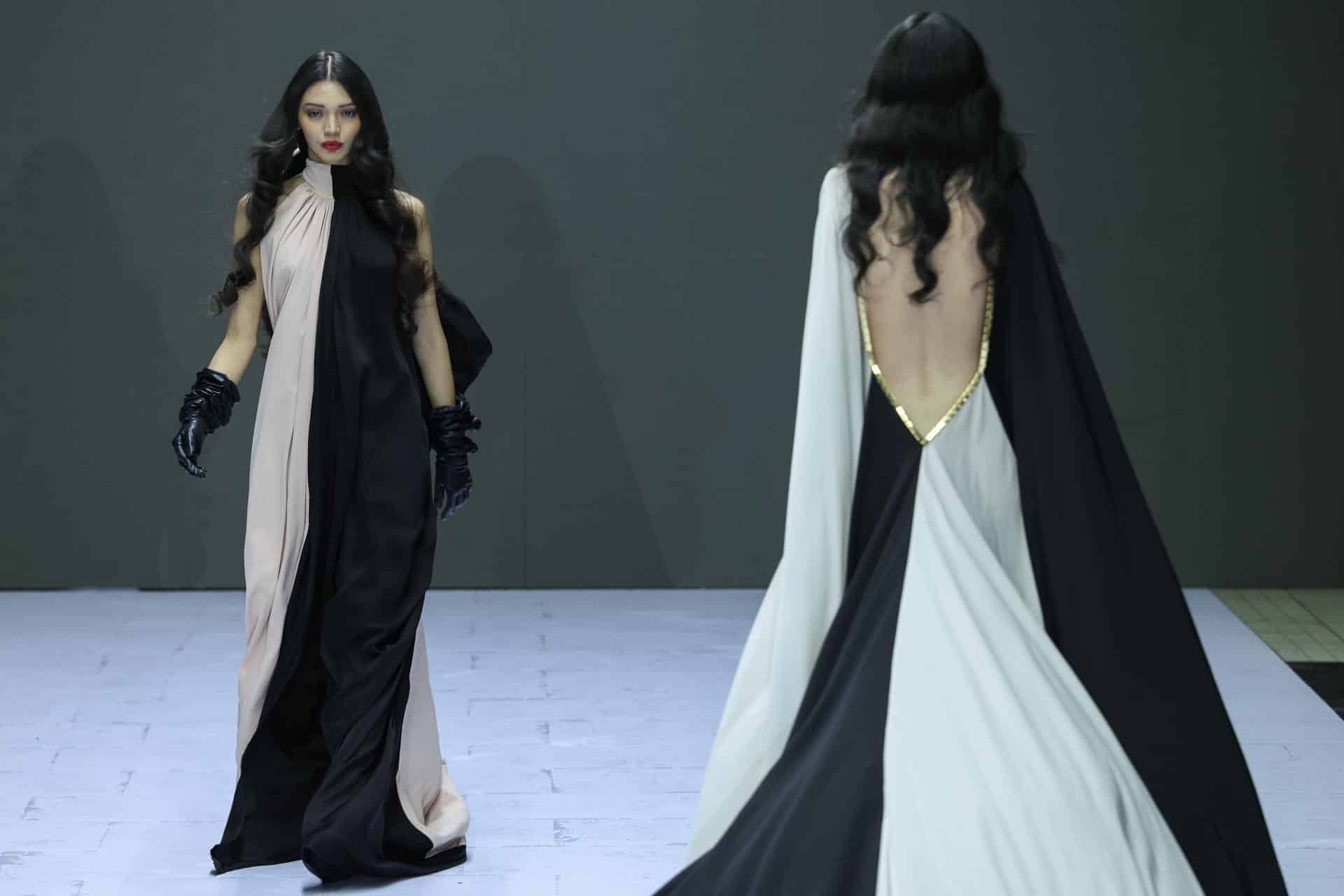 Modelos desfilan con prendas del diseñador estadounidense Michael Costello durante la inauguración de la décimosegunda edición del Guatemala Fashion Week (GTFW) este martes, en Ciudad de Guatemala (Guatemala). EFE/ Mariano Macz