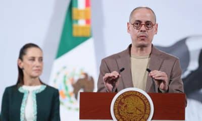 El titular de la Agencia de Transformación Digital y Telecomunicaciones, José Antonio Peña Merino, habla durante una rueda de prensa este miércoles en el Palacio Nacional de la Ciudad de México (México). EFE/ Mario Guzmán