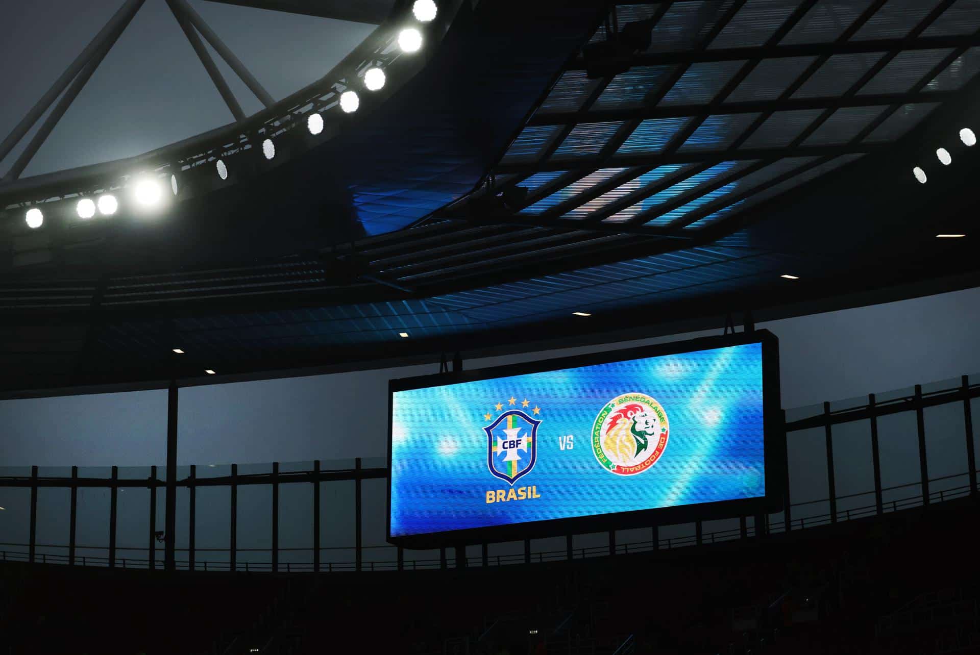 Video marcador anuncia el Brasil-Segenal en Londres, Reino Unido. EFE/EPA/ANDY RAIN