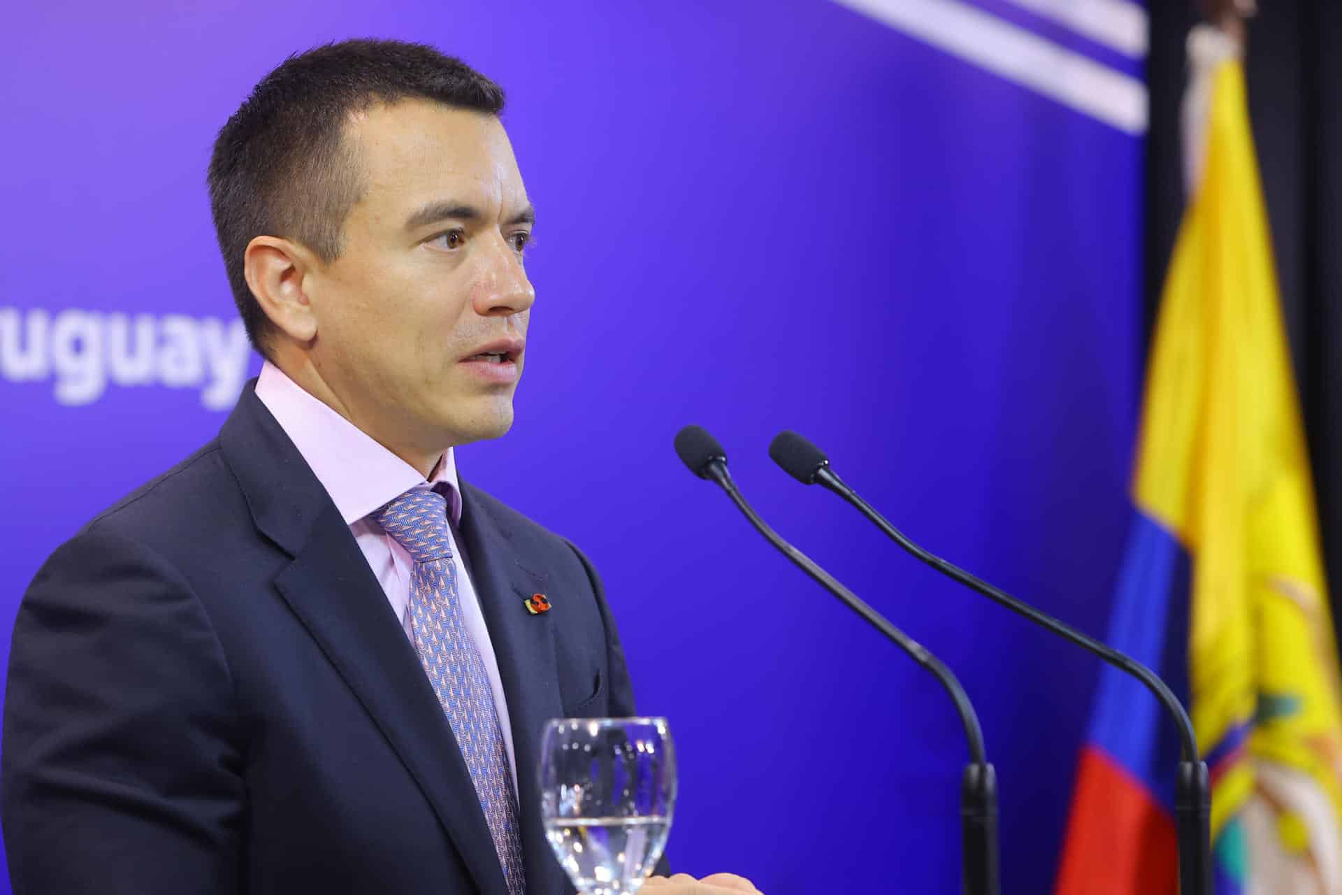 Fotografía de archivo, tomada el pasado 19 de agosto, del presidente de Ecuador, Daniel Noboa, durante una rueda de prensa, en Montevideo (Uruguay). EFE/Gaston Britos