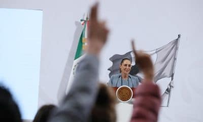 La presidenta de México, Claudia Sheinbaum, habla durante una rueda de prensa matutina en Palacio Nacional de la Ciudad de México (México). EFE/Mario Guzmán