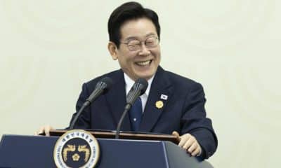 El presidente surcoreano Lee Jae Myung habla durante una conferencia de prensa para el foro de Cooperación Económica Asia-Pacífico (APEC) de Corea del Sur, en Gyeongju, Corea del Sur. EFE/EPA/JEON HEON-KYUN