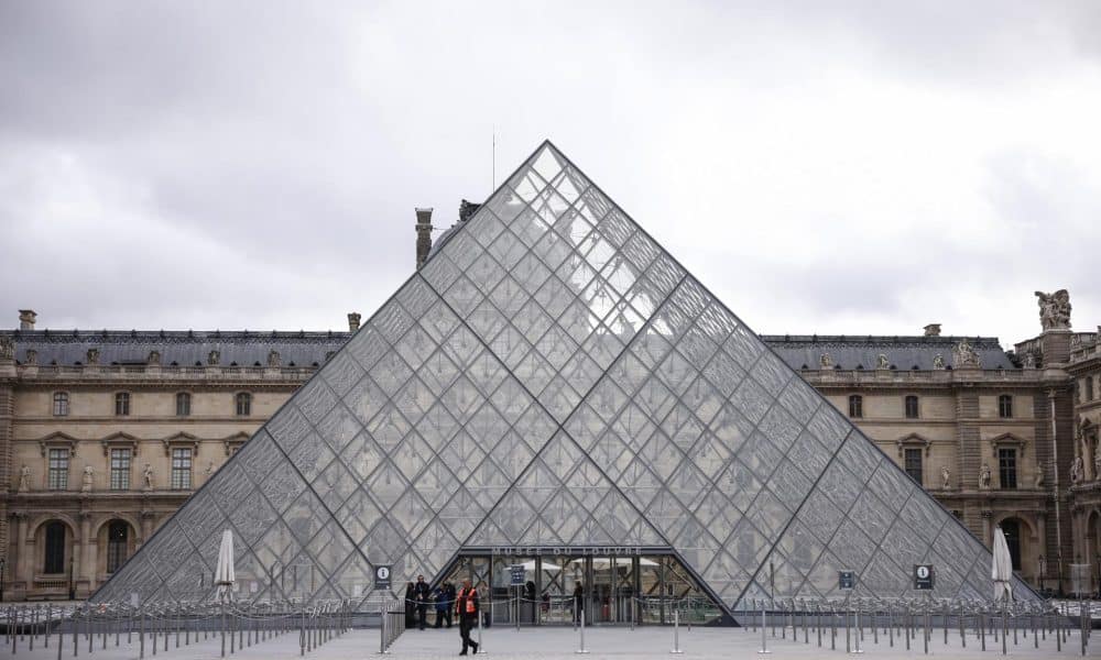 Imagen de archivo del Museo del Louvre. EFE/EPA/YOAN VALAT