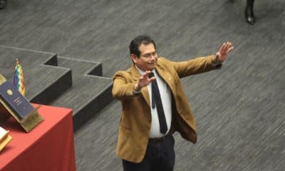 El diputado del Partido Demócrata Cristiano (PDC), Roberto Castro Salazar, es elegido como presidente de la Cámara de Diputados este 6 de noviembre de 2025, en La Paz (Bolivia). EFE/ Juan Carlos Torrejon