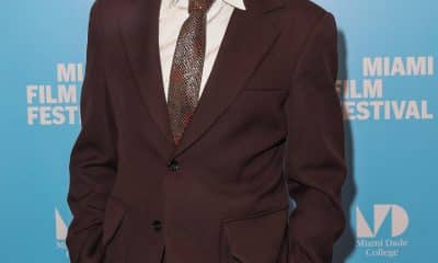 El actor Ethan Hawke posa en la alfombra del Festival de cine GEMS donde se le otorgará el premio Variety Virtuoso este domingo, en Miami (Estados Unidos). EFE/ Giorgio Viera