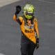 El británico Lando Norris de McLaren celebra este sábado, durante las clasificaciones del Gran Premio de Formula Uno de Sao Paulo 2025 en el circuito de Interlagos, en Sao Paulo (Brasil). EFE/ Sebastiao Moreira