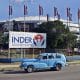 Un vehículo transita frente al Coliseo de la Ciudad Deportiva del Instituto Nacional de Deportes, Educación Física y Recreación (Inder) de Cuba en La Habana. El Gobierno cubano habilitó por primera vez desde 1959 los patrocinios a federaciones y equipos deportivos de la isla a través de empresas privadas nacionales y extranjeras. EFE/Ernesto Mastrascusa
