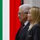 La primera ministra italiana Giorgia Meloni (D) recibe al presidente de la Autoridad Nacional Palestina, Mahmoud Abbas (I), antes de su reunión en el Palazzo Chigi en Roma, Italia, el 7 de noviembre de 2025. (Italia, Palestina, Roma) EFE/EPA/FABIO FRUSTACI