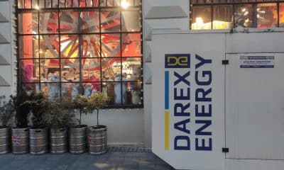 .-Vista de un generador eléctrico portátil en una tienda este jueves en leópilis. Los generadores permiten que algunos negocios operen en este ciudad del oeste de Ucrania, donde la mayoría de los consumidores permanecen sin electricidad hasta por 18 horas debido a los ataques rusos.Ingenieros trabajan contrarreloj para reparar los daños causados por el ataque ruso contra las infraestructuras energéticas, que según estaba previsto iba a dejar a millones de personas hasta 18 horas sin luz.-EFE/ Rostyslav Averchuk
