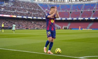 El delantero del Barcelona Dani Olmo durante el partido de LaLiga entre el Barcelona y el Athletic Club, este sábado en el Camp Nou. EFE/ Siu Wu