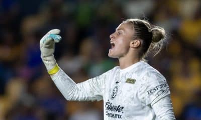 Fotografía de archivo en donde se observa a Sandra Paños portera de América femenil reaccionando en una jugada en el Estadio Universitario de la ciudad de Monterrey (México). EFE/Miguel Sierra