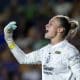 Fotografía de archivo en donde se observa a Sandra Paños portera de América femenil reaccionando en una jugada en el Estadio Universitario de la ciudad de Monterrey (México). EFE/Miguel Sierra