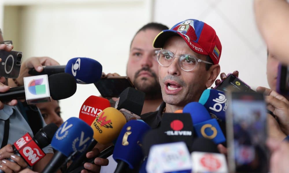 Fotografía de archivo del opositor venezolano Henrique Capriles. EFE/ Ronald Peña R