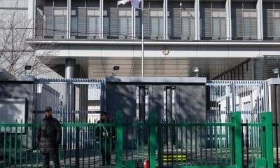 BEIJING (China), 17/11/2025.- Members of security guard the Japanese Embassy in Beijing, China, 17 November 2025. Japanese stocks related to tourism and retail fell on 17 November after China's Embassy in Japan on 14 November warned its citizens against traveling to Japan as tensions persist after Prime Minister Sanae Takaichi's recent comments on Taiwan. EFE/EPA/JESSICA LEE