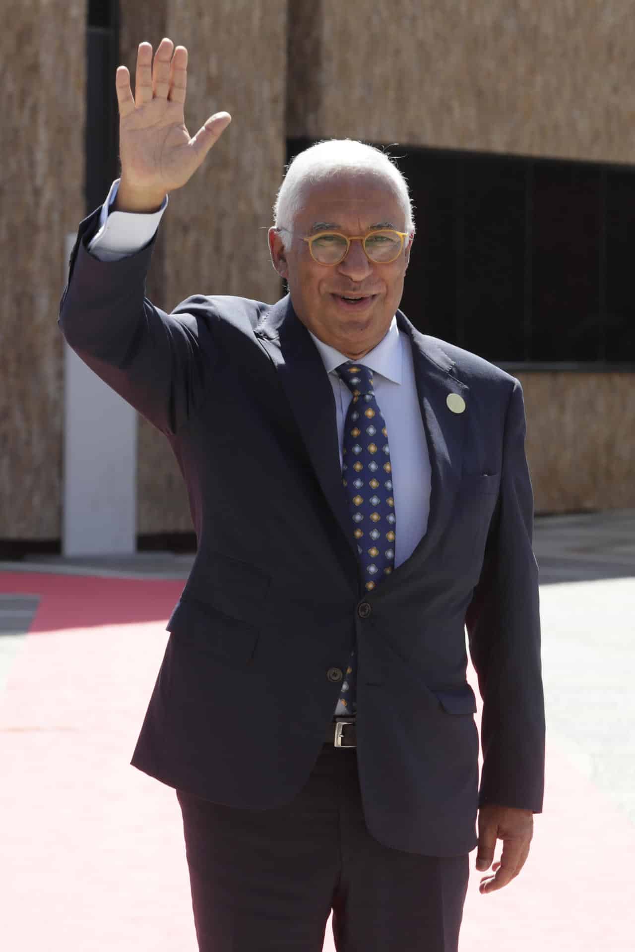 El presidente del Consejo Europeo, António Luís Santos da Costa, llega a la ceremonia de apertura de la IV Cumbre CELAC-UE este domingo, en Santa Marta (Colombia). EFE/ Carlos Ortega