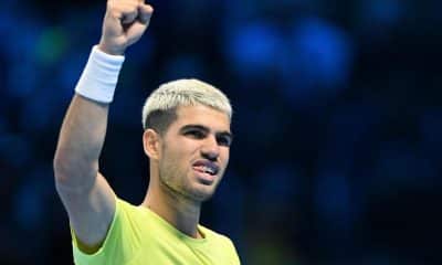 El español Carlos Alcaraz celebra la victoria sobre el estadounidense Taylor Fritz el pasado 11 en Turín.EFE/ALESSANDRO DI MARCO