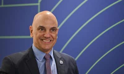 Fotografía de archivo, tomada el pasado 29 de octubre, del juez del Supremo brasileño y relator del juicio por golpismo contra el expresidente brasileño Jair Bolsonaro, Alexandre de Moraes, durante una entrevista con EFE, en Madrid (España). EFE/Fernando Villar