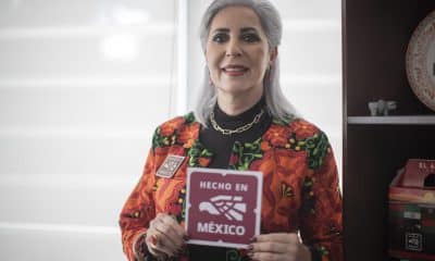 La responsable del plan de la marca nacional 'Hecho en México', Bárbara Botello, posa durante una entrevista con EFE este miércoles, en Ciudad de México (México). EFE/ Isaac Esquivel