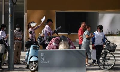 Imagen de archivo tomada el 7 de junio de 2025 en Pekín, China, durante una jornada de Examen Nacional de Ingreso a la Universidad. EFE/EPA/WU HAO