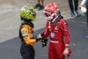 El británico Lando Norris (i) de McLaren saluda al monegasco Charles Leclerc de Ferrari este sábado, durante las clasificaciones del Gran Premio de Formula Uno de Sao Paulo 2025 en el circuito de Interlagos, en Sao Paulo (Brasil). EFE/ Sebastiao Moreira
