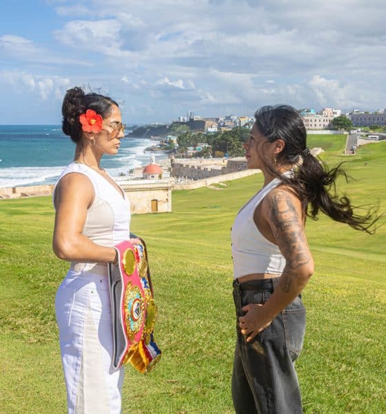 Fotografía cedida por Most Valuable Promotions de la puertorriqueña Amanda Serrano (i) y la mexicana Erika Cruz durante una sesión de fotos este viernes, en San Juan (Puerto Rico). EFE/Victor Planas/Most Valuable Promotions /SOLO USO EDITORIAL /NO VENTAS /SOLO DISPONIBLE PARA ILUSTRAR LA NOTICIA QUE ACOMPAÑA /CRÉDITO OBLIGATORIO