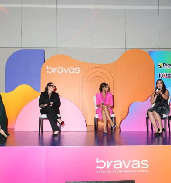 Fotografía cedida por Bravas Leadership de la directora general, Gaby Bravo (i), durante un evento en el Hotel Avalon de Alpharetta, en Georgia (Estados Unidos). EFE/ Bravas Leadership /SOLO USO EDITORIAL NO VENTAS /SOLO DISPONIBLE PARA ILUSTRAR LA NOTICIA QUE ACOMPAÑA (CRÉDITO OBLIGATORIO)