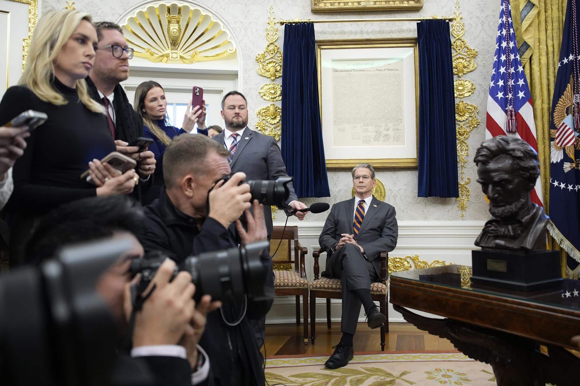 EFE/EPA/YURI GRIPAS / POOL