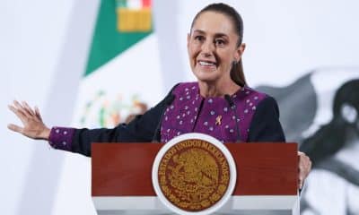 La presidenta de México, Claudia Sheiunbaum, habla durante una rueda de prensa este martes, en el Palacio Nacional de la Ciudad de México (México). EFE/Mario Guzmán