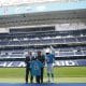 Foto de archivo de Brett Gosper, director de la NFL en Europa y Asia-Pacífico y Pri Shumate, vicepresidenta de los Miami Dolphins, en el césped del estadio Santiago Bernabéu con la mascota del equipo, durante el acto celebrado el pasado mes de enero en Madrid en el que la NFL, la Liga profesional de fútbol americano anunció que los Miami Dolphins serían el 'equipo designado' (local) en el partido contra los Washington Commanders que se disputará el próximo domingo en el mencionado estadio de la capital. EFE/ Blanca Millez