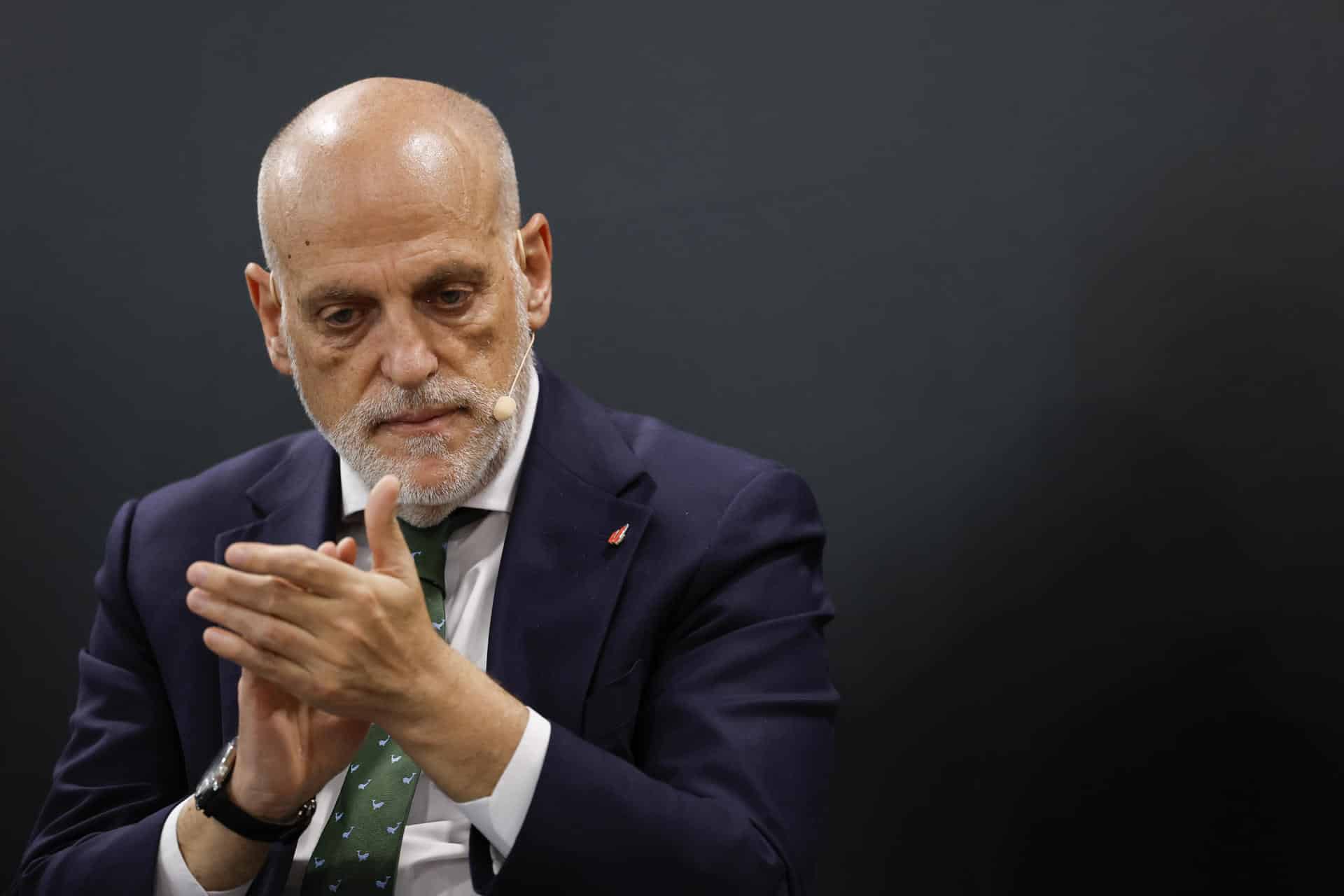 El presidente de LaLiga, Javier Tebas participa este jueves en un acto con motivo del Día Mundial contra la Violencia y el Acoso Escolar celebrado en Madrid. EFE/ Mariscal