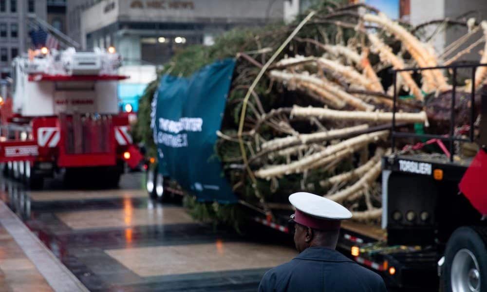 EFE/EPA/JULIUS CONSTANTINE MOTAL