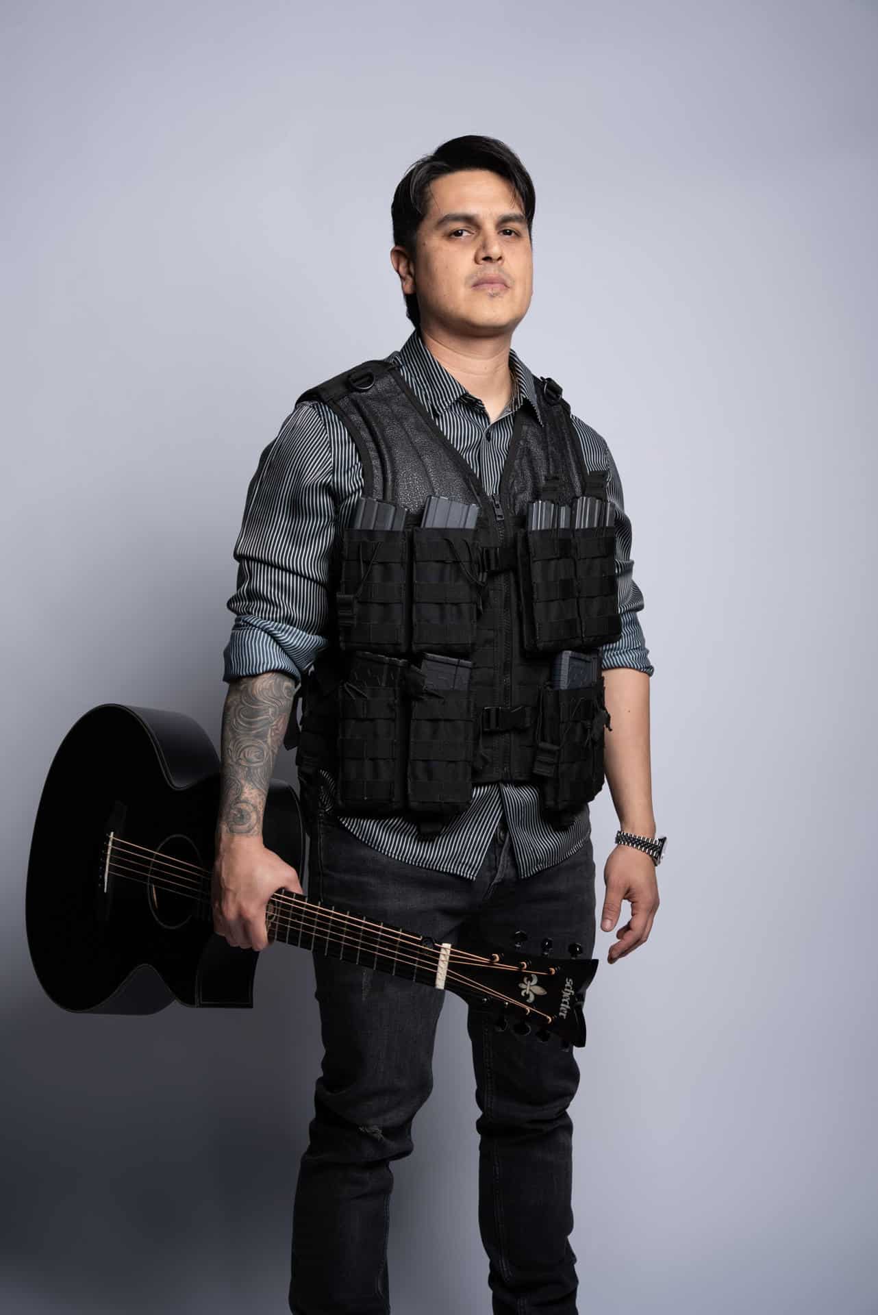 Fotografía cedida por The 3 Collective del cantautor mexicoestadounidense Régulo Caro quien lanzó su último disco 'Carpe Diem (Full Experience)'. EFE/ The 3 Collective