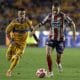Fernando Gorriarán (i) de Tigres disputa un balón con Sebastien Salles-lamonge de San Luis. Imagen de archivo. EFE/Antonio Ojeda