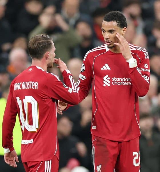 Los jugadores del Liverpool Alexis Mac Allister (I) y Van Dijk durante el partido de la UEFA Champions League que han jugado Liverpool FC y Real Madrid, en Liverpool, Reino Unido. EFE/EPA/ADAM VAUGHAN