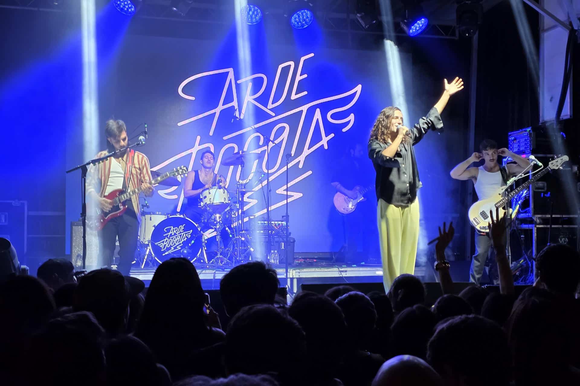 El grupo español Arde Bogotá se presenta en el festival benéfico Rastrillo 305 este sábado, en Miami (Estados Unidos). EFE/ Alberto Boal