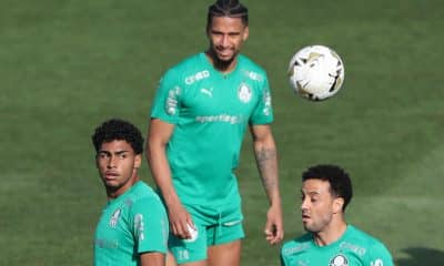 Jugadores del club Palmeiras cumplireron este viernes el último entrenamiento de cara a la final de la Copa Libertadores, el sábado contra Flamengo en Lima. EFE/ Paolo Aguilar