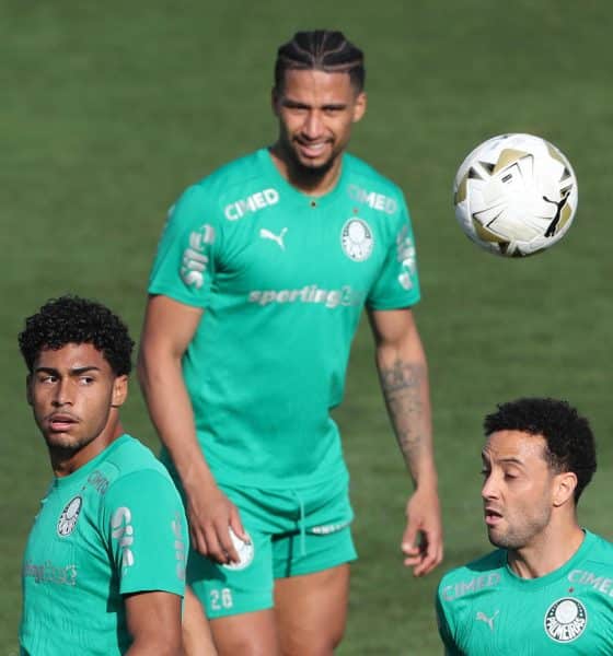 Jugadores del club Palmeiras cumplireron este viernes el último entrenamiento de cara a la final de la Copa Libertadores, el sábado contra Flamengo en Lima. EFE/ Paolo Aguilar