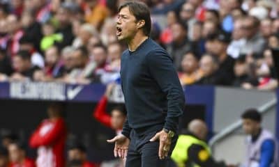 El entrenador del Sevilla, el argentino Matias Almeyda, durante partido de LaLiga entre el Atlético de Madrid y el Sevilla, este sábado en el estadio Metropolitano. EFE/ Fernando Villar