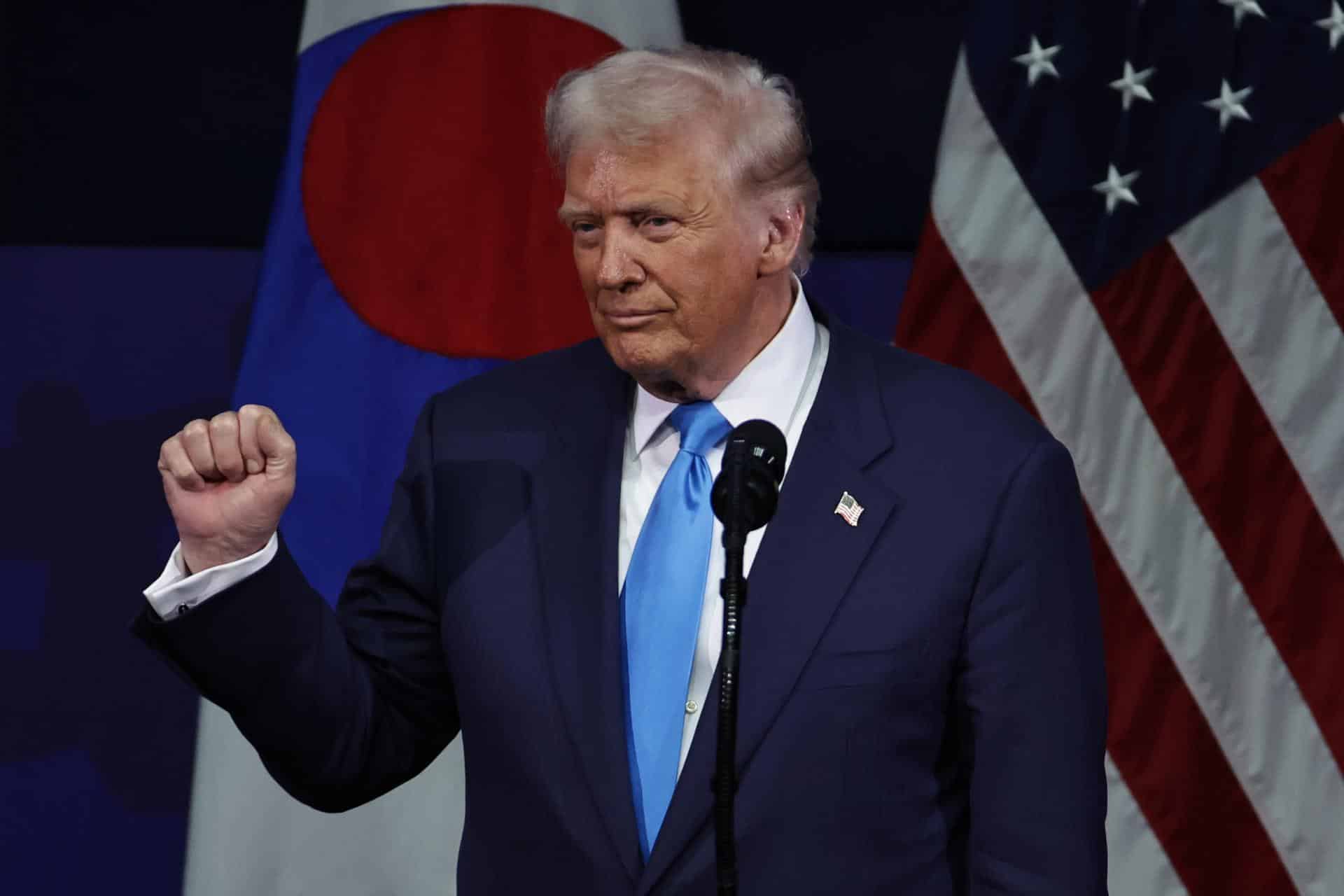 Foto de archivo del presidente Donald Trump. EFE//ANDRES MARTINEZ CASARES