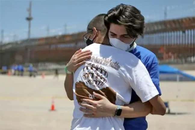 Trump violenta inmigrantes, pero indulta a narcotraficantes