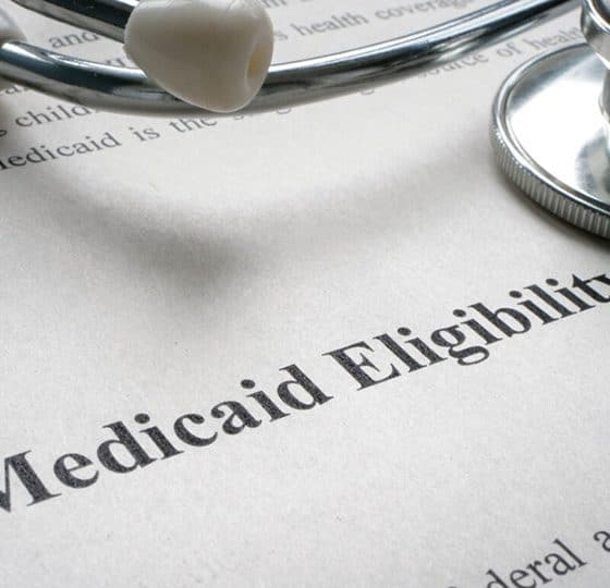 Medicaid enfrenta una crisis financiera