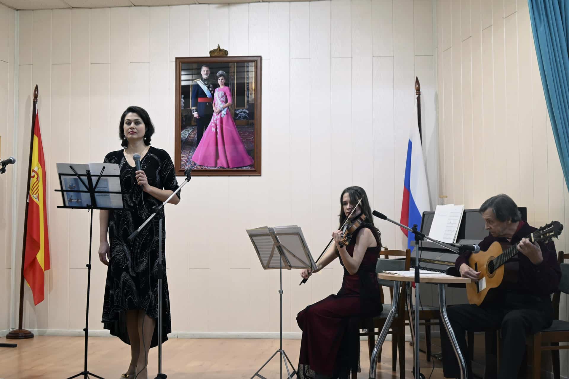 El concierto de despedida del histórico Centro Español de Moscú, el hogar de 'los niños de la guerra'.-EFE/ Ignacio Ortega