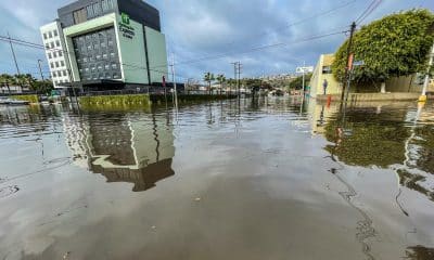 Fotografía de una inundación provocada en Ensenada (México). Imagen de archivo. EFE/ Alejandro Zepeda